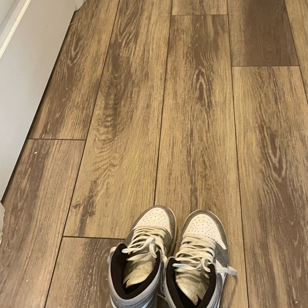 Casual High-Top Sneakers in Beige and White